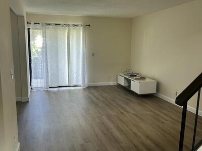 7200 NW 2nd Avenue, Boca Raton, FL 33487