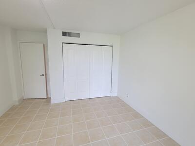 733 SE 1st Way, Deerfield Beach, FL 33441