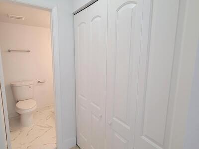 733 SE 1st Way, Deerfield Beach, FL 33441