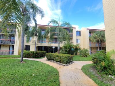 733 SE 1st Way, Deerfield Beach, FL 33441