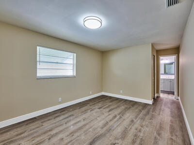 2081 SW 13th Terrace, Boynton Beach, FL 33426