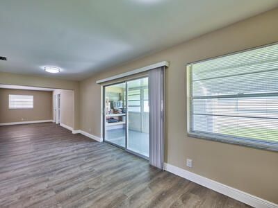 2081 SW 13th Terrace, Boynton Beach, FL 33426