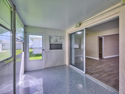 2081 SW 13th Terrace, Boynton Beach, FL 33426