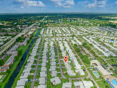 2081 SW 13th Terrace, Boynton Beach, FL 33426