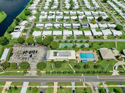 2081 SW 13th Terrace, Boynton Beach, FL 33426