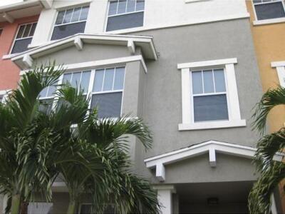 590 Amador Lane, West Palm Beach, FL 33401