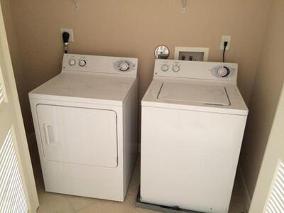 590 Amador Lane, West Palm Beach, FL 33401