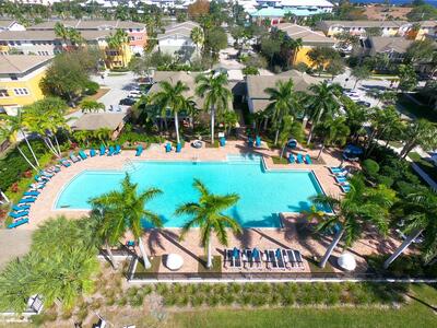 590 Amador Lane, West Palm Beach, FL 33401