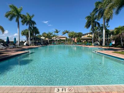 590 Amador Lane, West Palm Beach, FL 33401