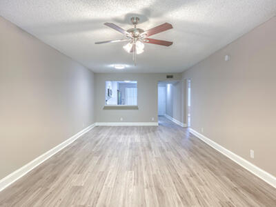 240 SE 10th Street, Delray Beach, FL 33483