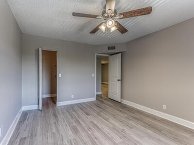 240 SE 10th Street, Delray Beach, FL 33483