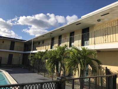 2285 NE 172nd Street, North Miami Beach, FL 33160