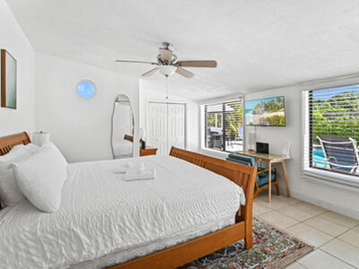 1032 W Jennings Street, Lantana, FL 33462