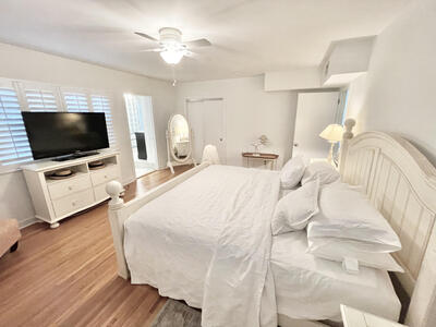 705 SE 705 Se Atlantic Drive, Lantana, FL 33462