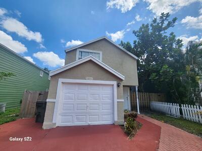 5884 Dewberry Way, West Palm Beach, FL 33415