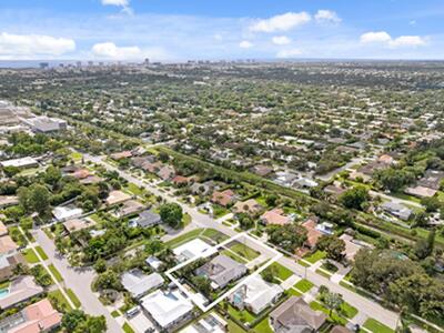 1039 NW 8th Street, Boca Raton, FL 33486