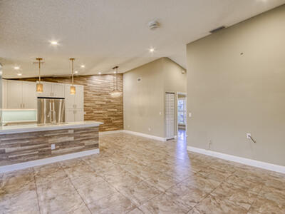 9109 SW 21st Street, Boca Raton, FL 33428