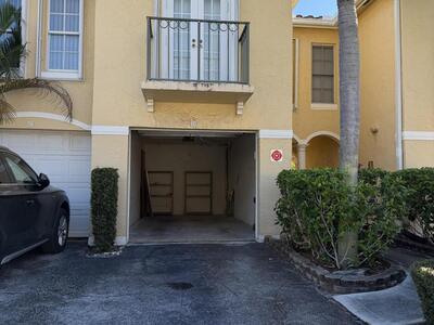 1130 Lake Shore Drive