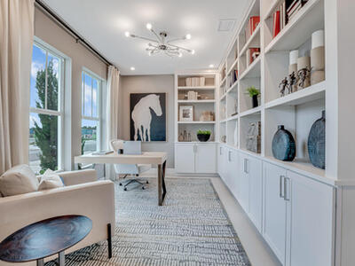 923 SW Prairie Avenue, Palm City, FL 34990