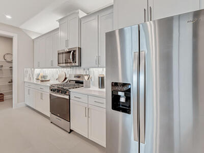 923 SW Prairie Avenue, Palm City, FL 34990