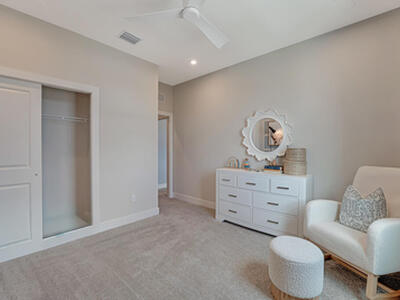 923 SW Prairie Avenue, Palm City, FL 34990