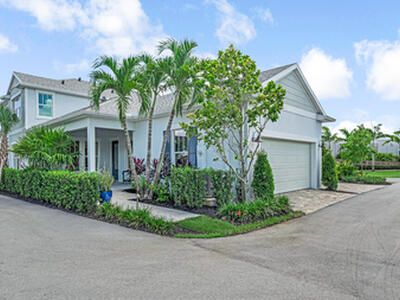 923 SW Prairie Avenue, Palm City, FL 34990