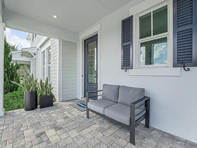 923 SW Prairie Avenue, Palm City, FL 34990