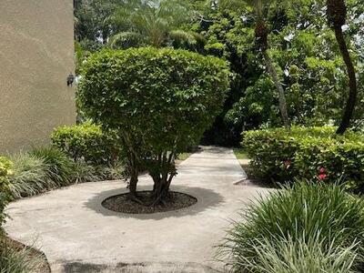 4657 Fountains Drive S, Lake Worth, FL 33467