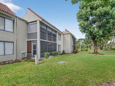 5560 Fairway Park Drive, Boynton Beach, FL 33437