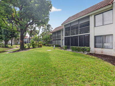 5560 Fairway Park Drive, Boynton Beach, FL 33437