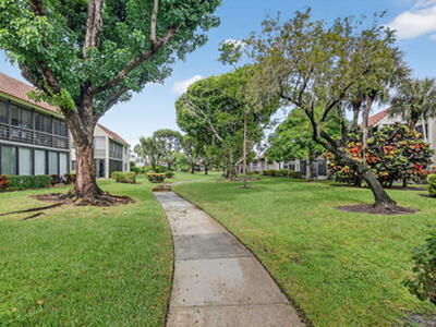 5560 Fairway Park Drive, Boynton Beach, FL 33437