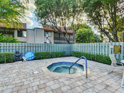 5560 Fairway Park Drive, Boynton Beach, FL 33437