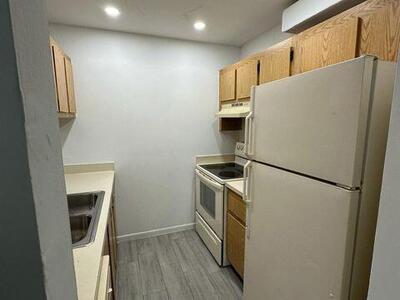 1846 Abbey Road, West Palm Beach, FL 33415