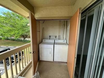 1846 Abbey Road, West Palm Beach, FL 33415