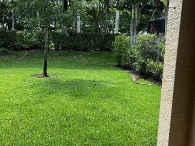 9555 Phipps Lane, Wellington, FL 33414