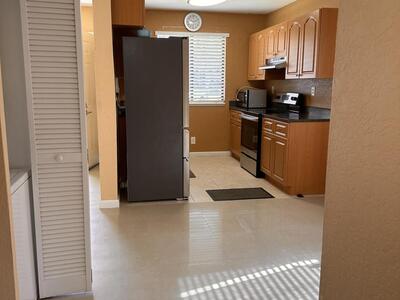 700 Nottingham Circle, Greenacres, FL 33463