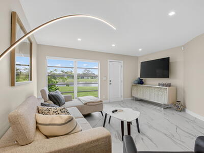 5753 Spindle Palm Court, Delray Beach, FL 33484