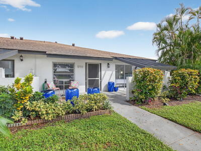5753 Spindle Palm Court, Delray Beach, FL 33484