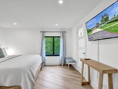 1001 SE 13th Court, Deerfield Beach, FL 33441