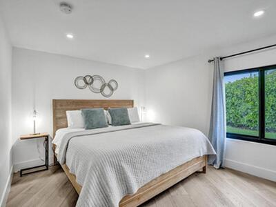 1001 SE 13th Court, Deerfield Beach, FL 33441