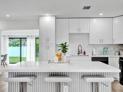 1001 SE 13th Court, Deerfield Beach, FL 33441