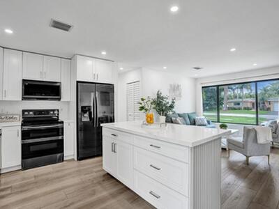 1001 SE 13th Court, Deerfield Beach, FL 33441