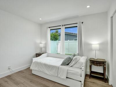 1001 SE 13th Court, Deerfield Beach, FL 33441