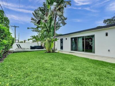 1001 SE 13th Court, Deerfield Beach, FL 33441