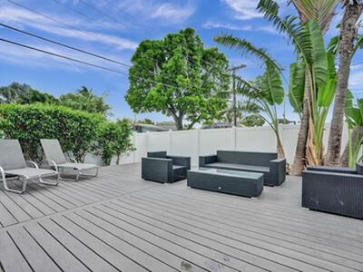 1001 SE 13th Court, Deerfield Beach, FL 33441