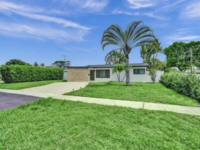 1001 SE 13th Court, Deerfield Beach, FL 33441