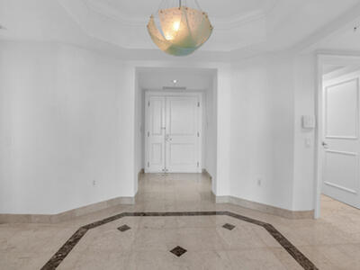 3630 Gardens 901c Parkway, Palm Beach Gardens, FL 33410