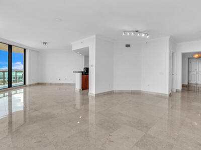 3630 Gardens 901c Parkway, Palm Beach Gardens, FL 33410