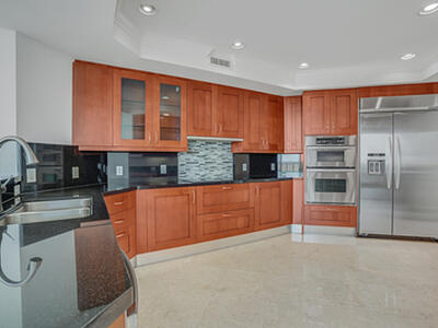 3630 Gardens 901c Parkway, Palm Beach Gardens, FL 33410