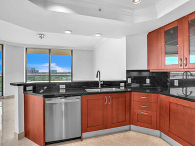 3630 Gardens 901c Parkway, Palm Beach Gardens, FL 33410